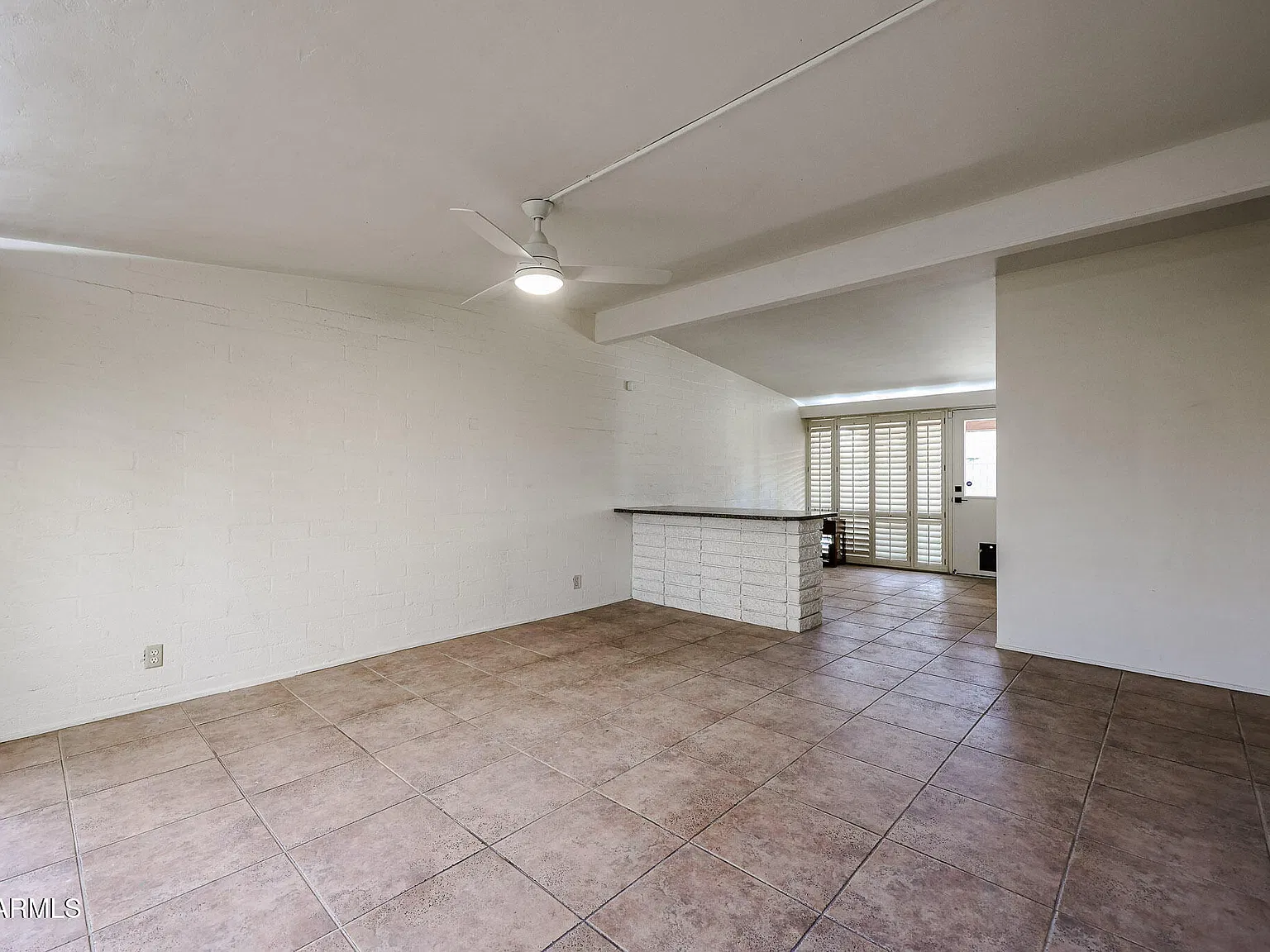 3 bed, 2.0 bath, 1232 sqft, $2,400 — Photo 3