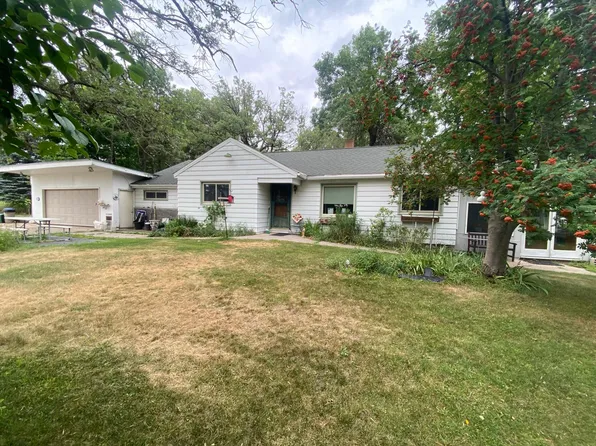 11381 Hubert Ln, Cold Spring, MN 56320