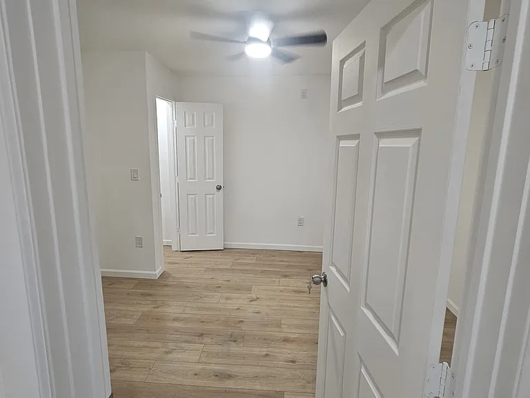 3802 Kynard St — Photo 6