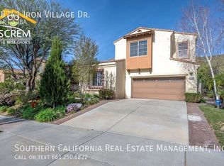 28741 N Iron Village Dr, Santa Clarita, CA 91354