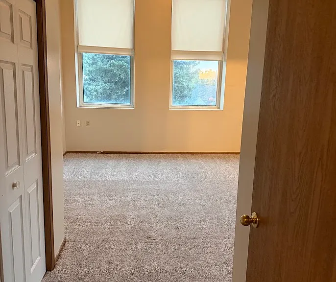 416 Sullivan Ave W #305 — Photo 3
