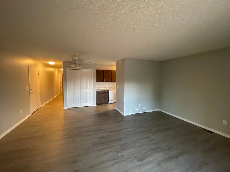 4015 Stonedike Dr — Photo 10