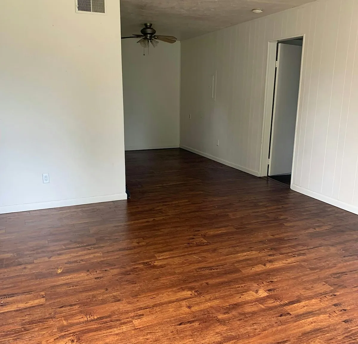 1027 East Villa Marie Street — Photo 4