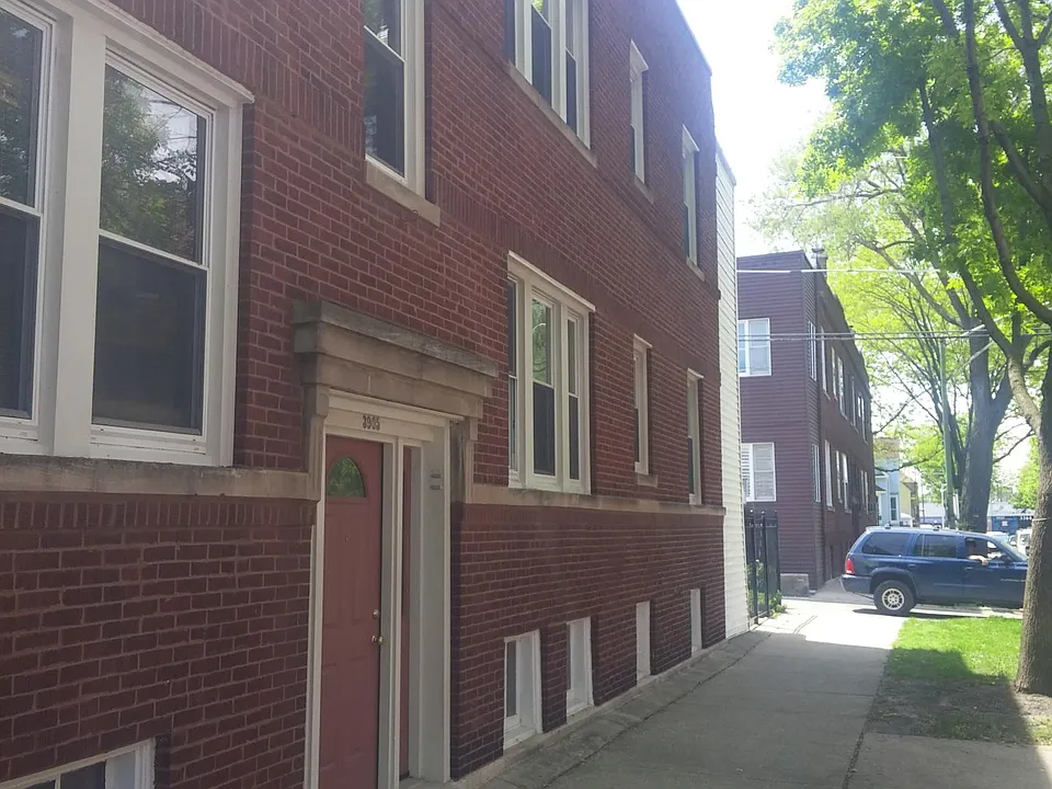 Roscoe Front Entrance