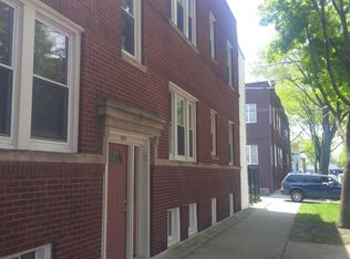 3905 W Roscoe St APT 2R, Chicago, IL 60618