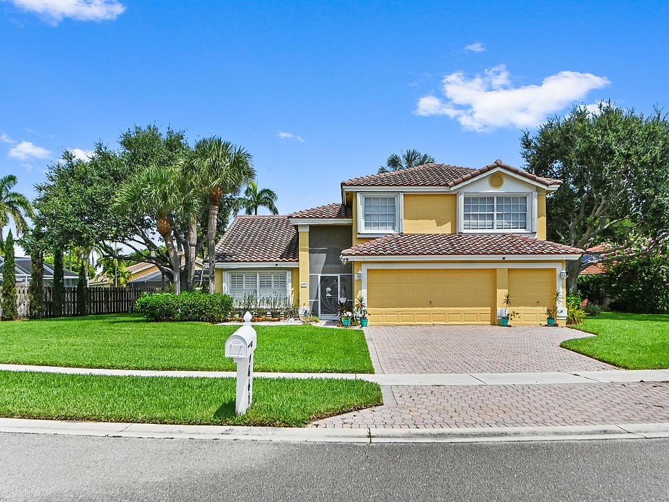 1st image of 7461 Anadale Circle