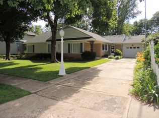 321 N 11th St, Fredonia, KS 66736