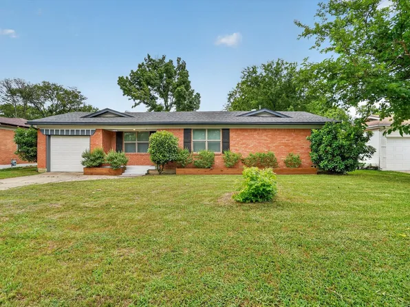 1008 Zelda Dr, Hurst, TX 76053