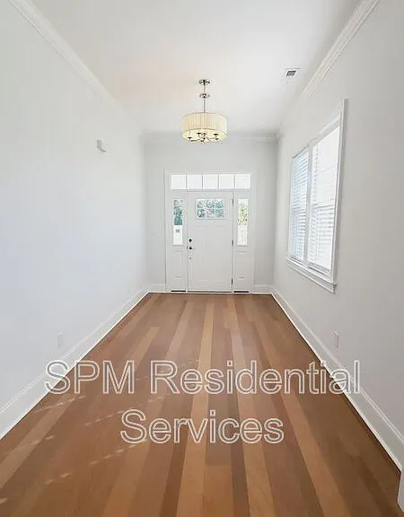 178 Spicer Lake Dr — Photo 2