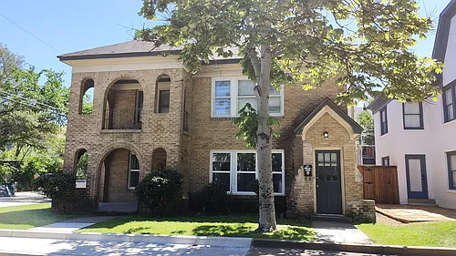 5822 La Vista Ct Photo 1