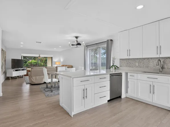 8545 Casa Del Lago #38 H, Boca Raton, FL 33433