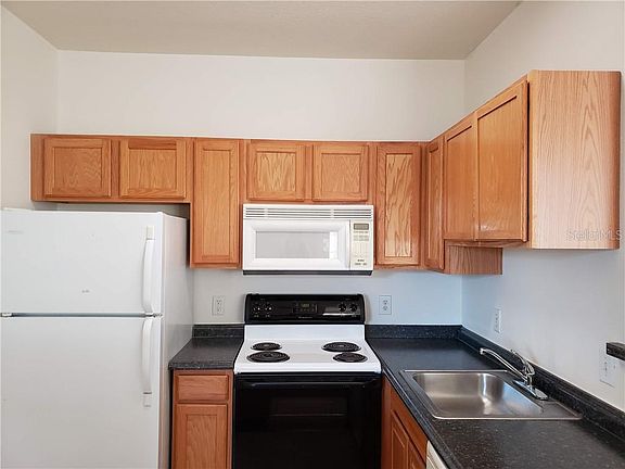 4th image of 4802 51st St W APT 1221