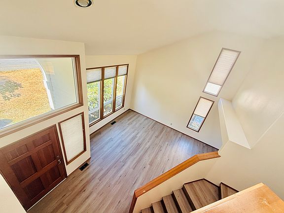 3rd image of 23347 NE 25th Way
