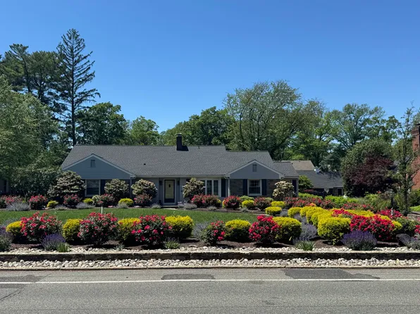 130 Chews Landing Rd, Haddonfield, NJ 08033
