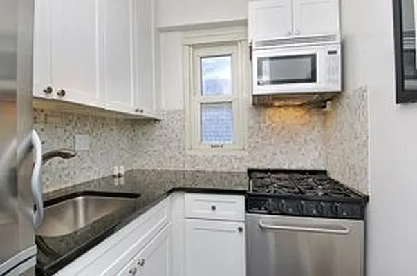 Sold by Douglas Elliman | media 10