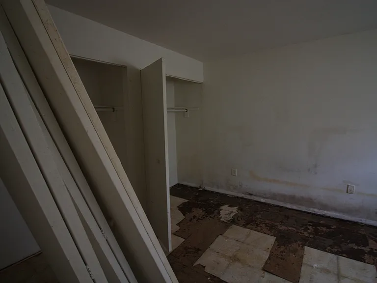810 Nat Ct — Photo 8