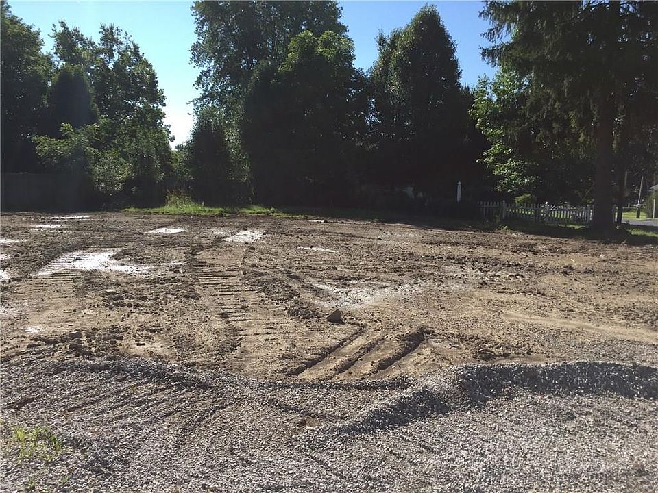 2nd image of 7640 Quaker Ave
