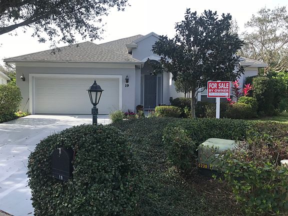 2nd image of 19 Arbor Oaks Dr