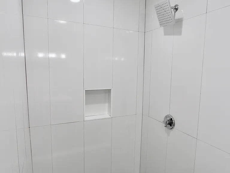 462 Saratoga St #1B — Photo 5