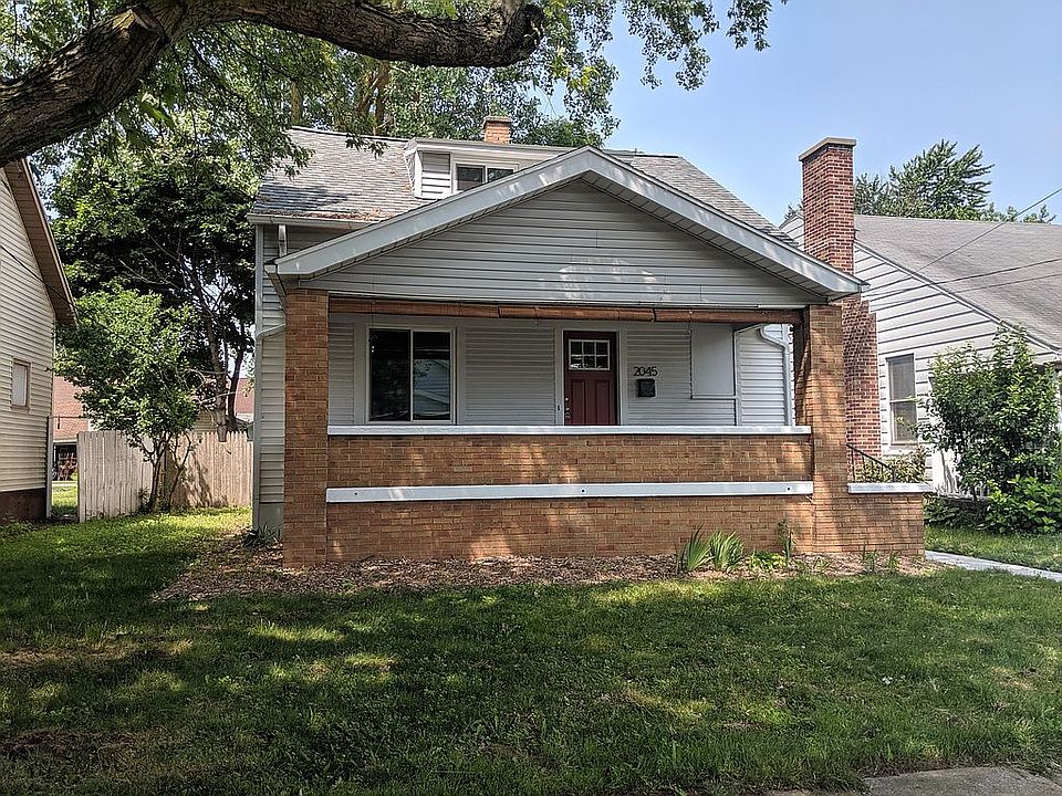 1st image of 2045 Huizen Ave SW