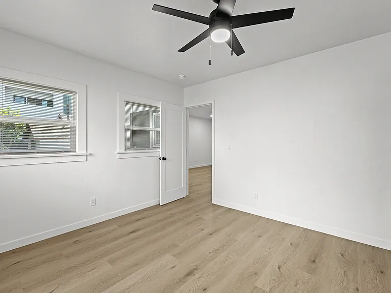 3935 Louisiana St #1/2 — Photo 7