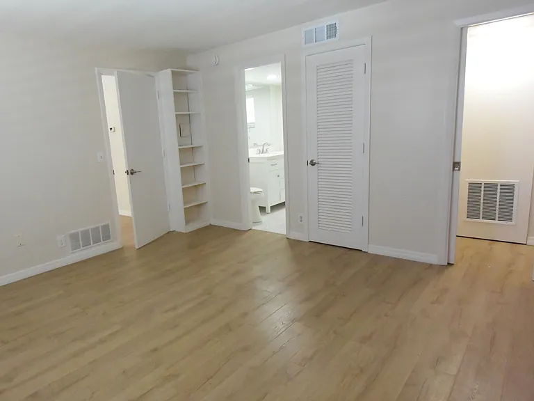 3751 S School Ave #26 — Photo 24
