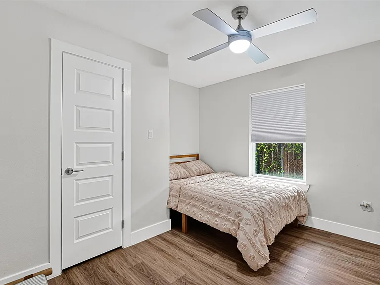 1119 Panama St — Photo 22