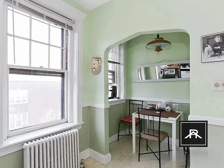 2 bed, 1.0 bath, $2,800 — Photo 2