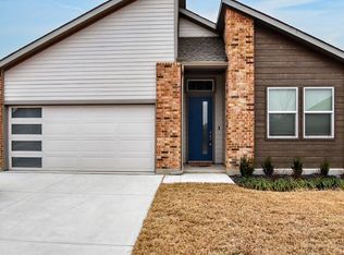 2513 Toucan Dr, Denton, TX 76205