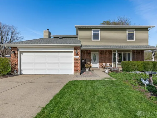 1011 Brookwood Ct, Fairborn, OH 45324