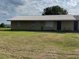 8281 Fm 667, Frost, TX 76641