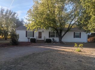 14010 E Cherokee Trl, Derby, KS 67037