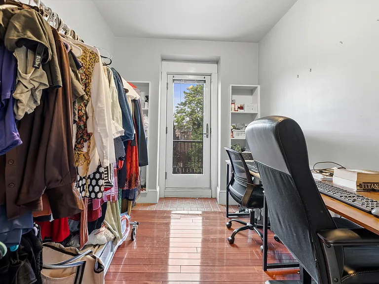62 Clarendon St #7 — Photo 10
