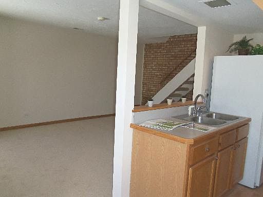 4th image of 321 S Donna Ct #C