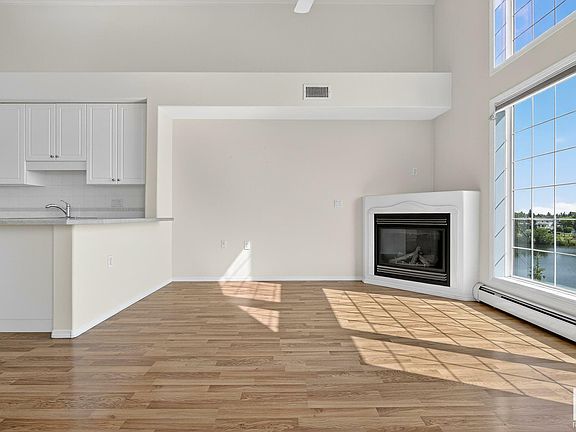 5th image of 11260 153rd Ave NW #416