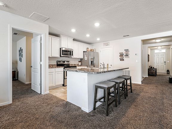 5th image of 3547 Twin Falls Dr