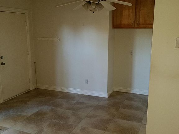 4th image of 1224 E Evergreen St APT 140