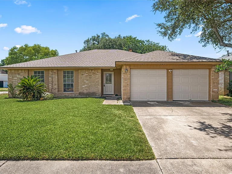 2603 Hollymist Dr — Photo 8