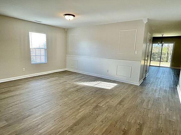 3rd image of 1017 Lockberry Ct