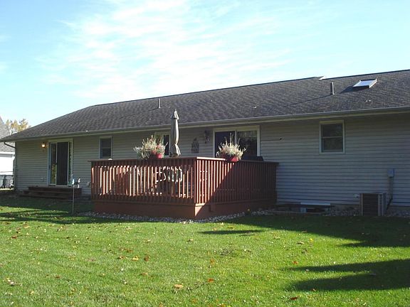 5th image of 3964 Michelle Dr
