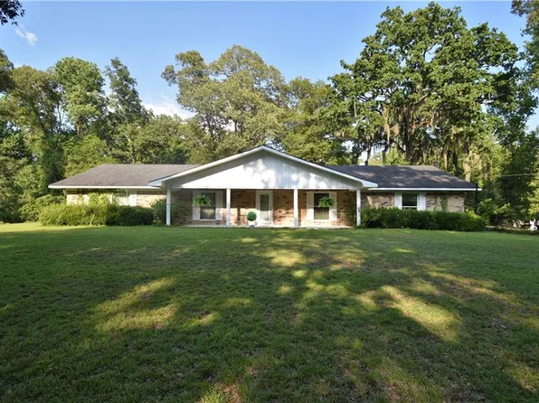 63 Robin Hood Rd, Dry Prong, LA 71423