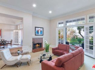 2226 Canyonback Rd, Los Angeles, CA 90049