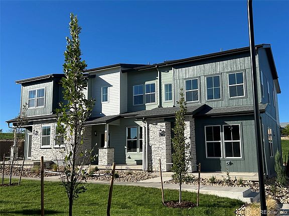 3rd image of 15532 Gilpin Avenue