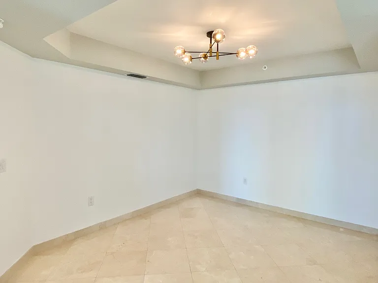 16400 Collins Ave #542 — Photo 19