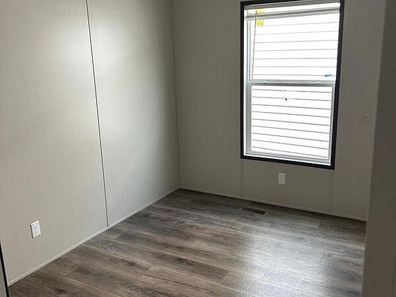 3rd image of 4305 Sloop Ct #151
