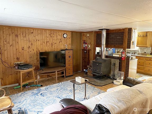 2nd image of 13118 Lost Lake Rd Trailer 18