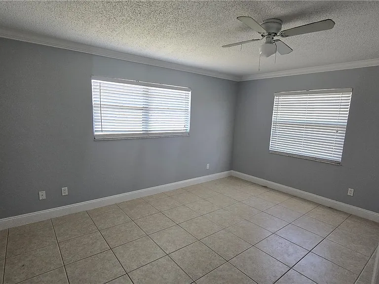 18448 Iris Rd — Photo 22