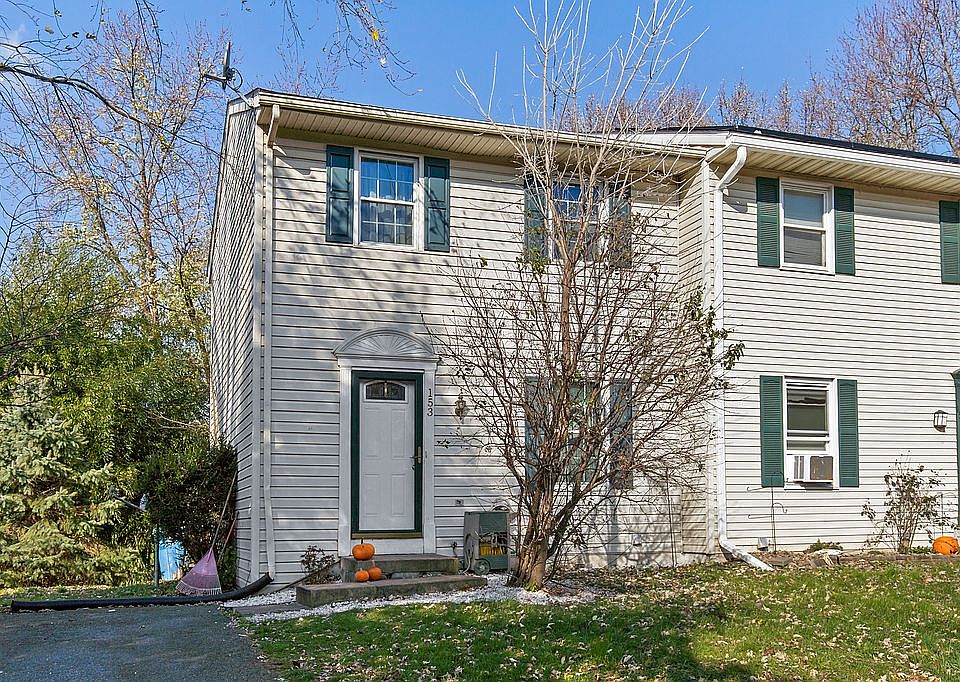 1st image of 153 Stonehouse Ln