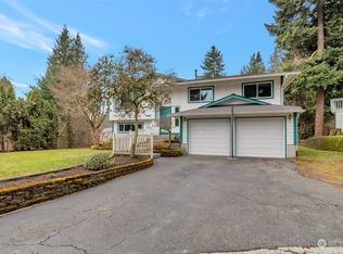 1226 207th St SE, Bothell, WA 98012