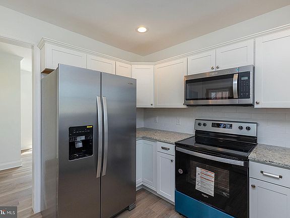 4th image of 107 Garber Ln